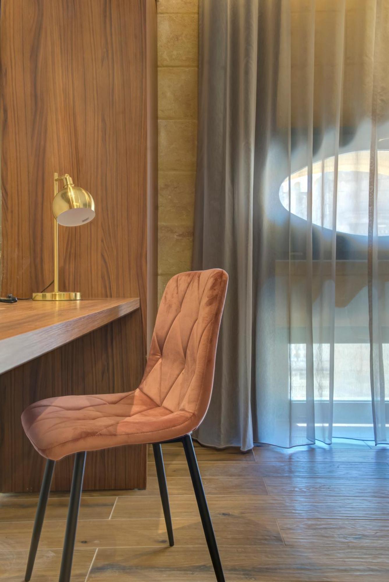 23 Boutique Hotel อิล-เฟอร์ยานา ภายนอก รูปภาพ