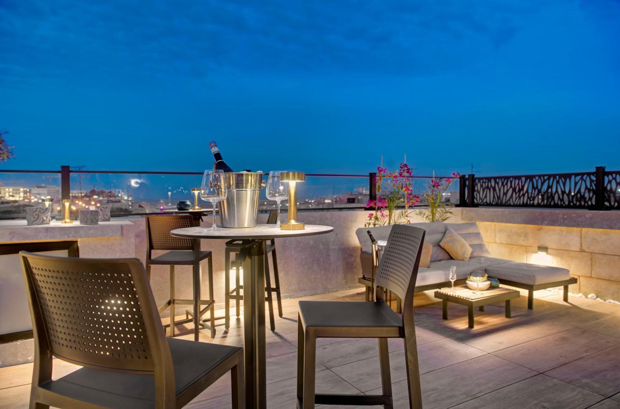 23 Boutique Hotel อิล-เฟอร์ยานา ภายนอก รูปภาพ