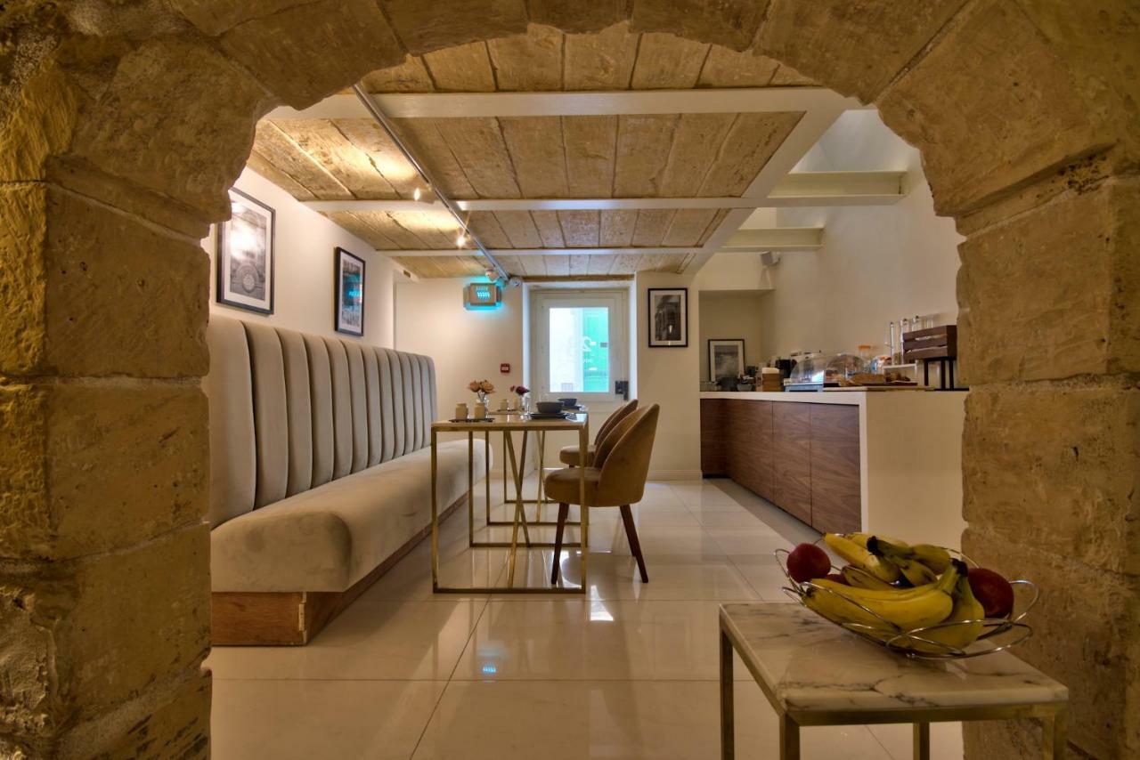 23 Boutique Hotel อิล-เฟอร์ยานา ภายนอก รูปภาพ